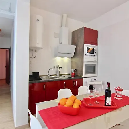 Apartament Color Gades Family *